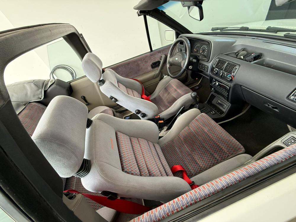 Escort - Foto #4 do anúncio à venda de Carro clássico