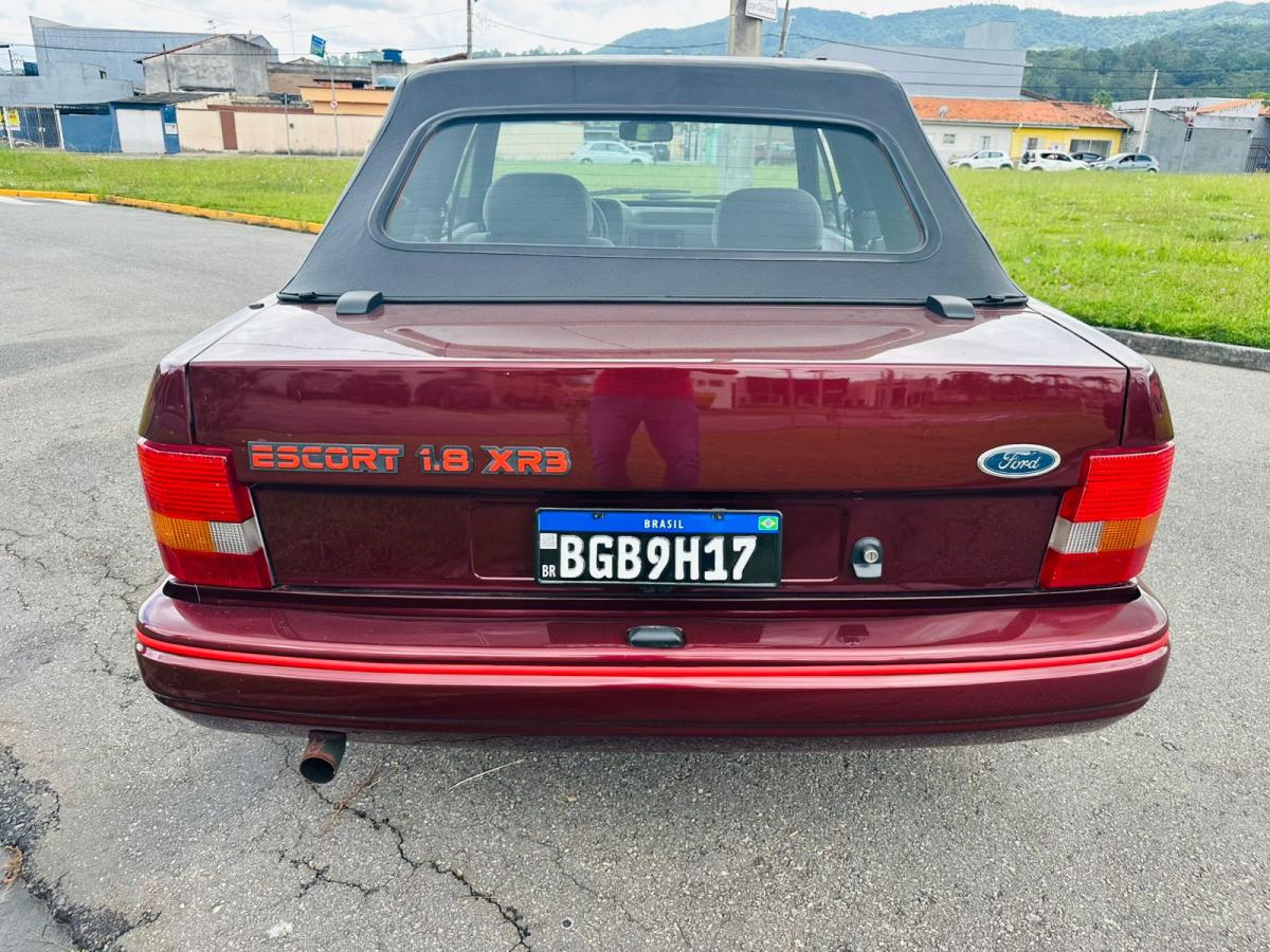 Escort - Foto #13 do anúncio à venda de Carro clássico