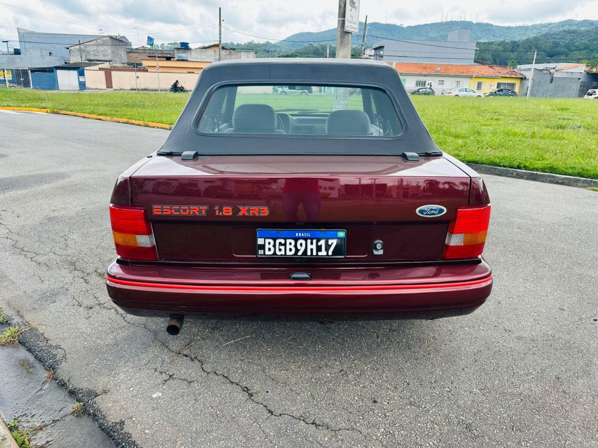 Escort - Foto #16 do anúncio à venda de Carro clássico