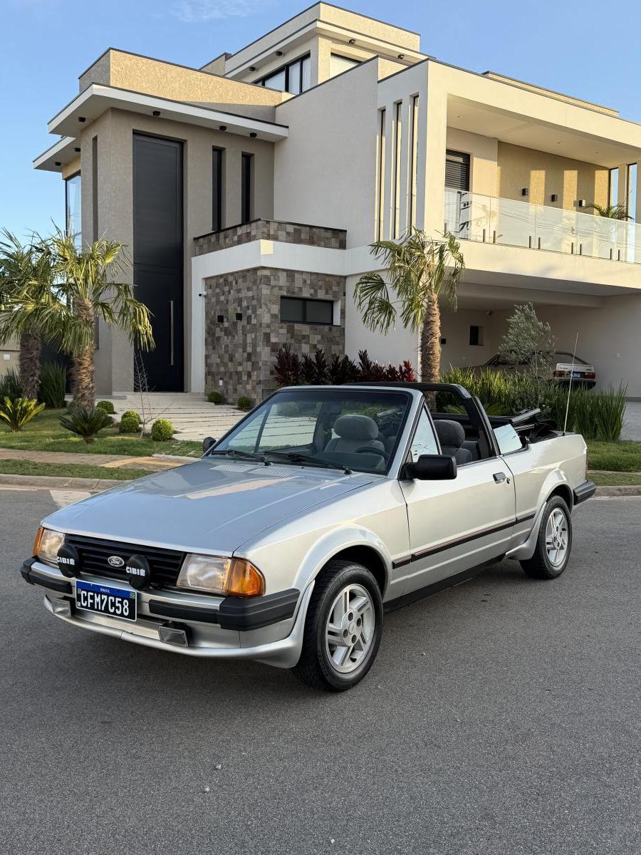 Escort - Foto #3 do anúncio à venda de Carro clássico