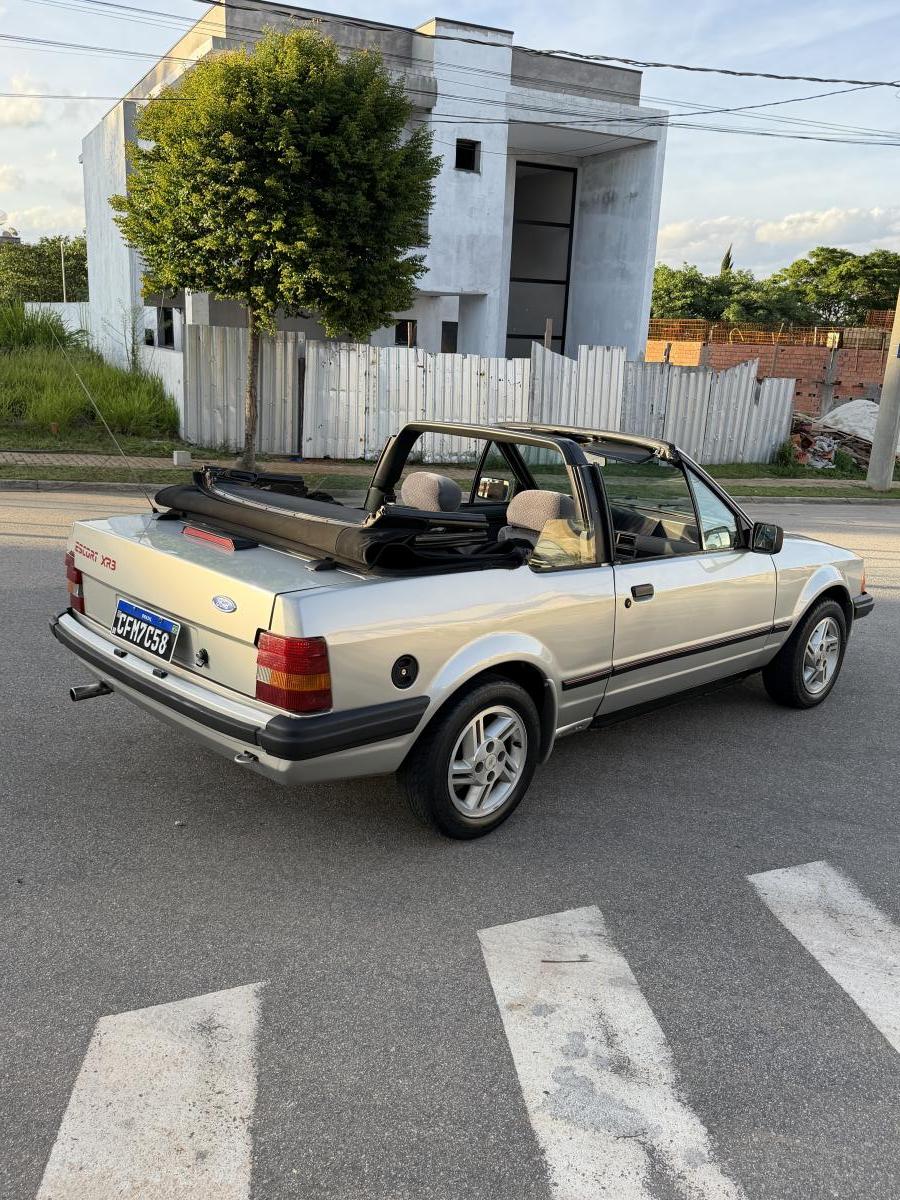 Escort - Foto #10 do anúncio à venda de Carro clássico