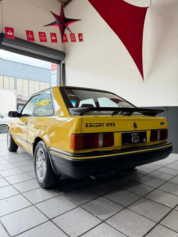 Escort - Foto #12 do anúncio à venda de Carro clássico