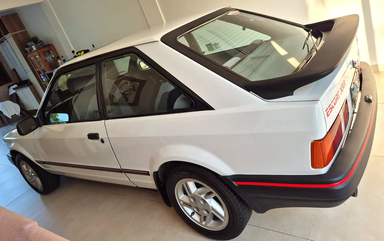 avv-ford-escort-xr3-venda-1m6sdxs-imagem-013