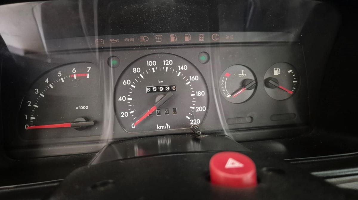 Escort - Foto #4 do anúncio à venda de Carro clássico