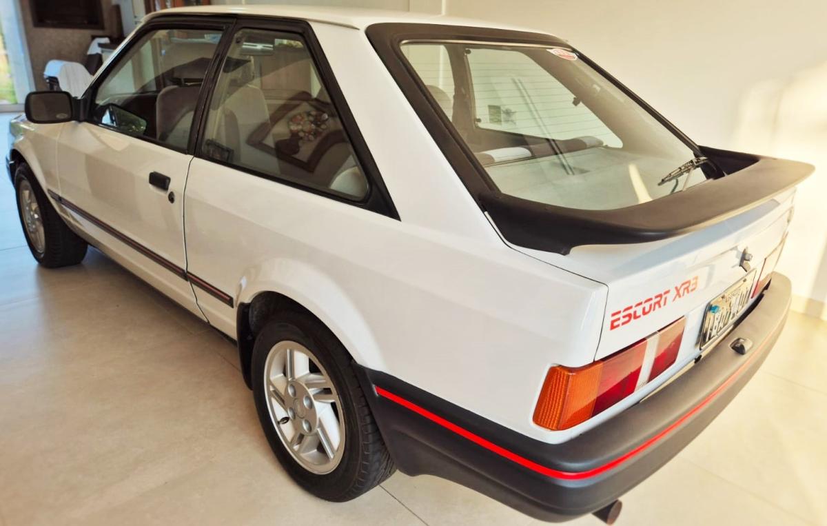 Escort - Foto #15 do anúncio à venda de Carro clássico