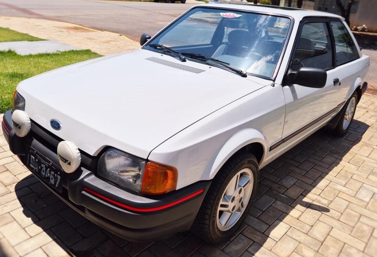 Escort - Foto #17 do anúncio à venda de Carro clássico