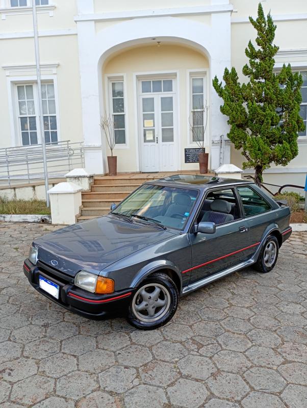 avv-ford-escort-xr3-venda-1yze7in-imagem-006