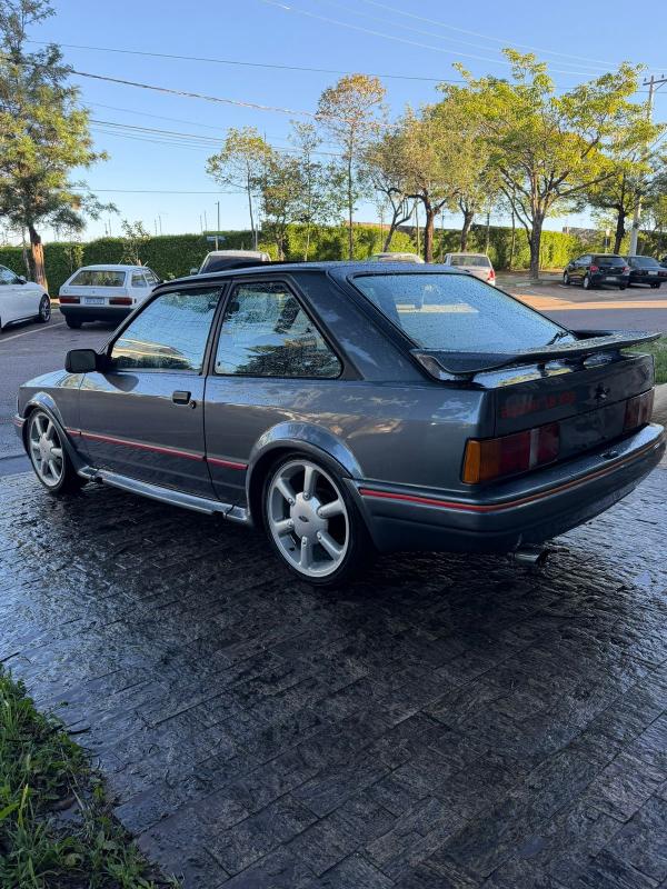 Escort - Foto #4 do anúncio à venda de Carro clássico