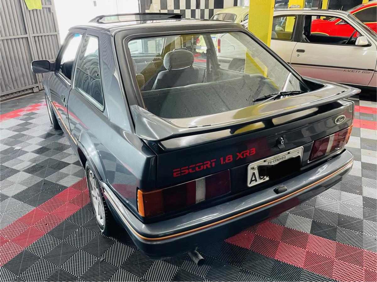 Escort - Foto #11 do anúncio à venda de Carro clássico