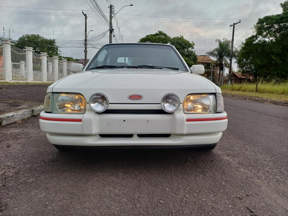 Escort - Foto #3 do anúncio à venda de Carro clássico