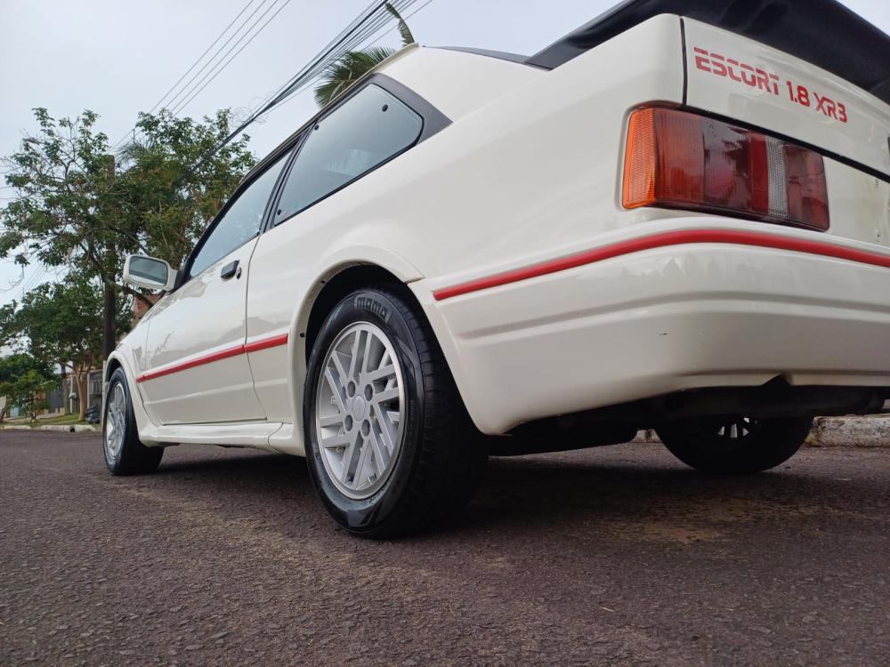 Escort - Foto #4 do anúncio à venda de Carro clássico