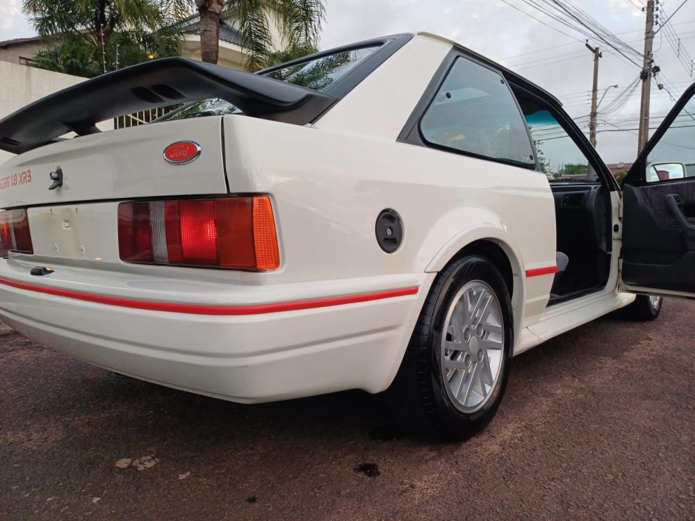 Escort - Foto #5 do anúncio à venda de Carro clássico