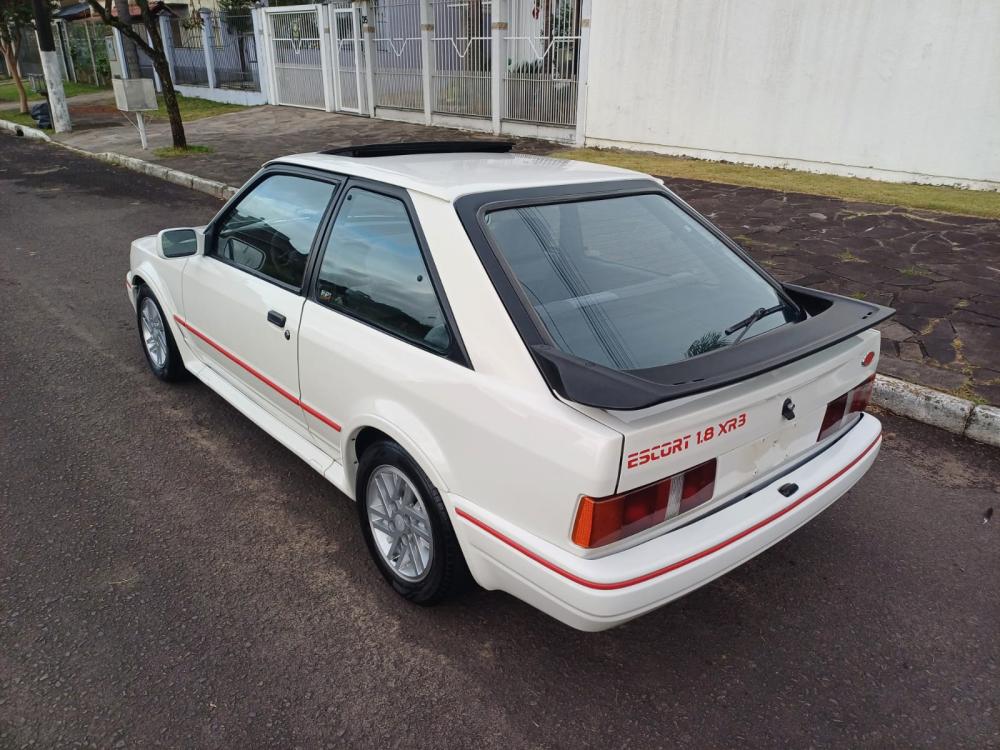 Escort - Foto #9 do anúncio à venda de Carro clássico