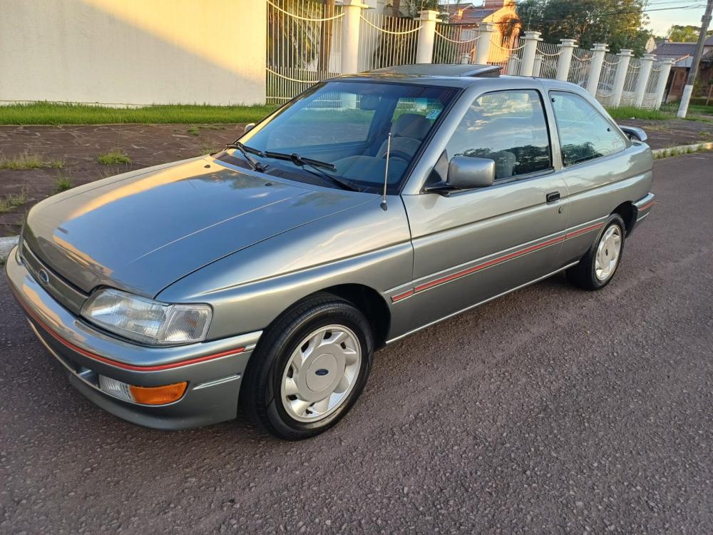 Escort - Foto #4 do anúncio à venda de Carro clássico