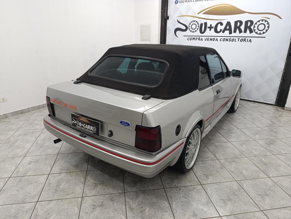 Escort - Foto #12 do anúncio à venda de Carro clássico