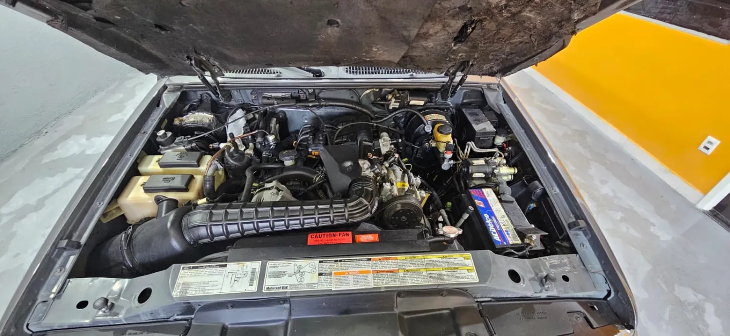 avv-ford-explorer-xlt-4x2-venda-i53zip4-imagem-006