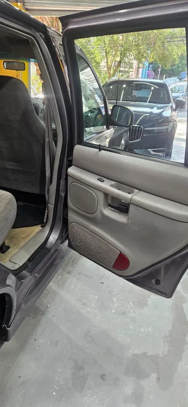 avv-ford-explorer-xlt-4x2-venda-i53zip4-imagem-012
