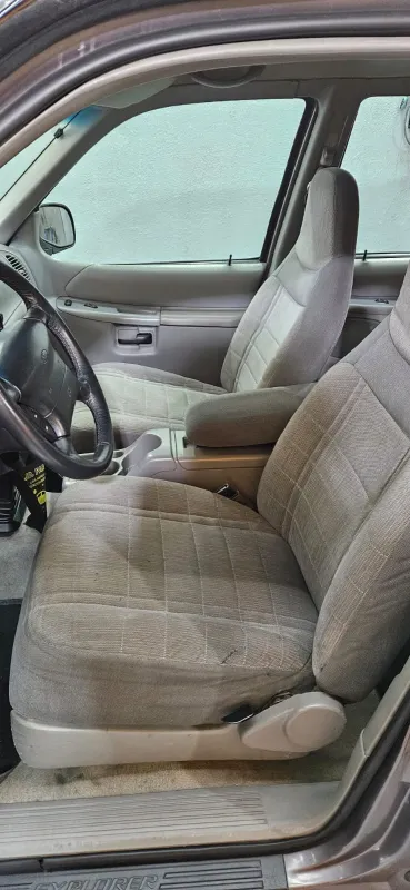 avv-ford-explorer-xlt-4x2-venda-i53zip4-imagem-014