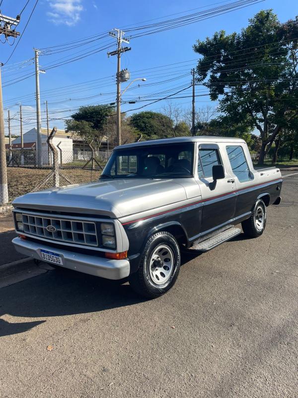 F1000 - Foto #3 do anúncio à venda de Carro clássico