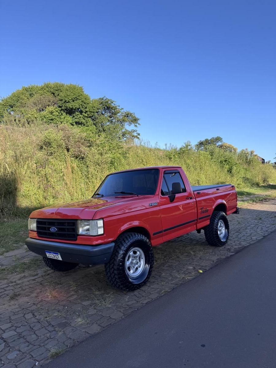 F1000 - Foto #2 do anúncio à venda de Carro clássico