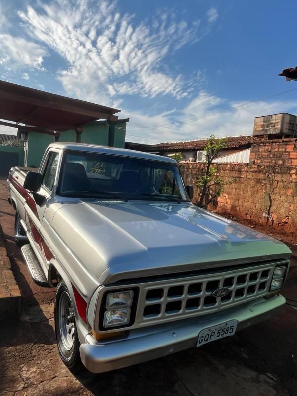 F1000 - Foto #7 do anúncio à venda de Carro clássico