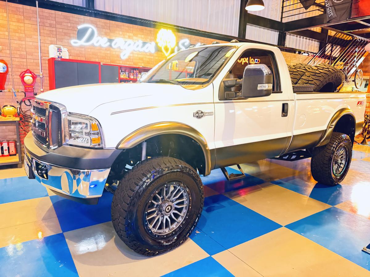 F250 - Foto #2 do anúncio à venda de Carro clássico