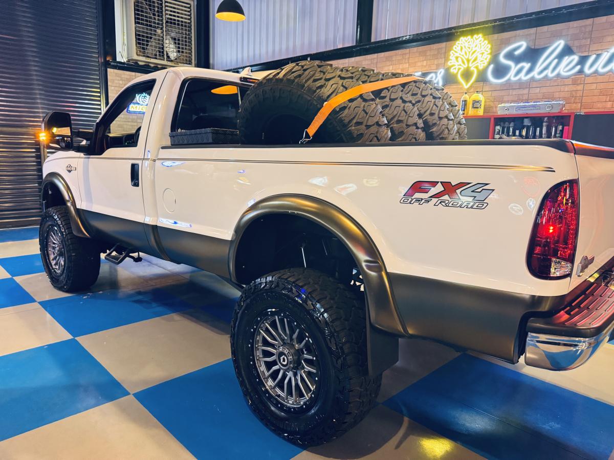 F250 - Foto #11 do anúncio à venda de Carro clássico