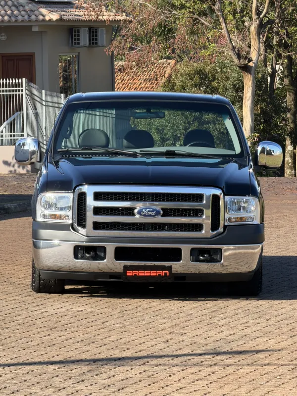 F250 - Foto #4 do anúncio à venda de Carro clássico