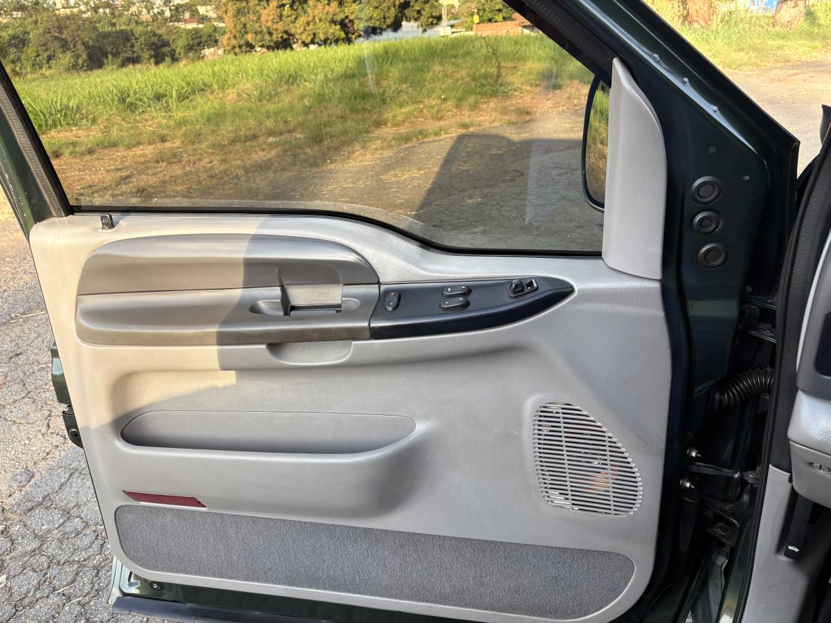 avv-ford-f250-xl-l-venda-z520zed-imagem-006