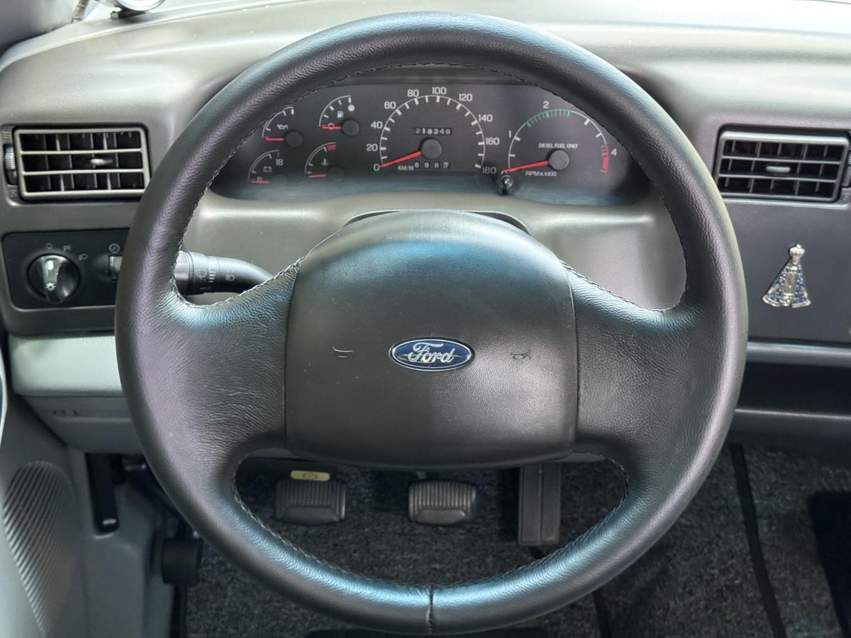 F250 - Foto #8 do anúncio à venda de Carro clássico