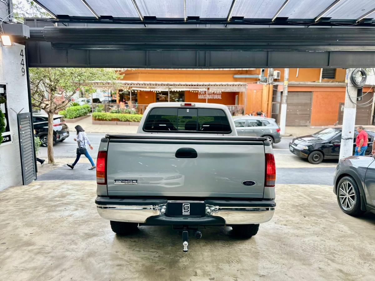 F250 - Foto #6 do anúncio à venda de Carro clássico