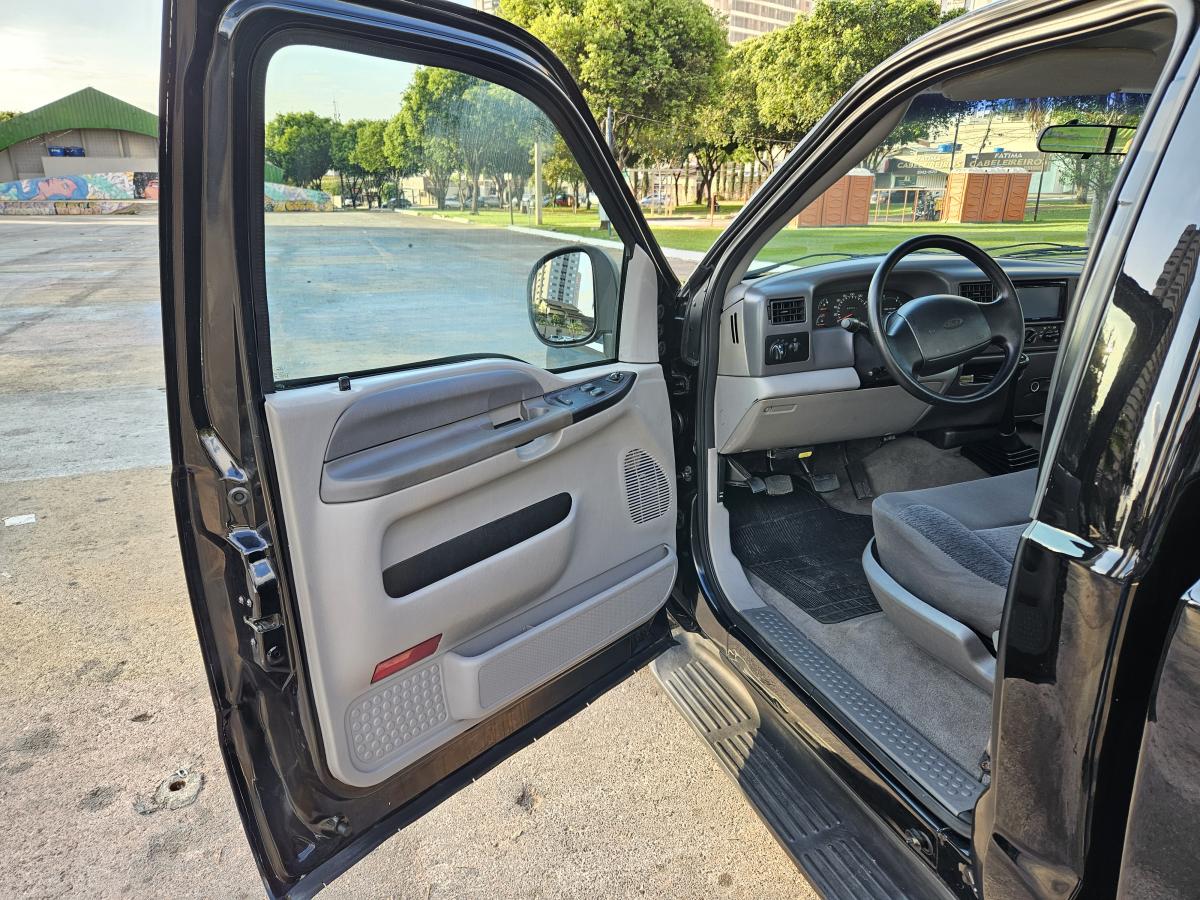 F250 - Foto #6 do anúncio à venda de Carro clássico