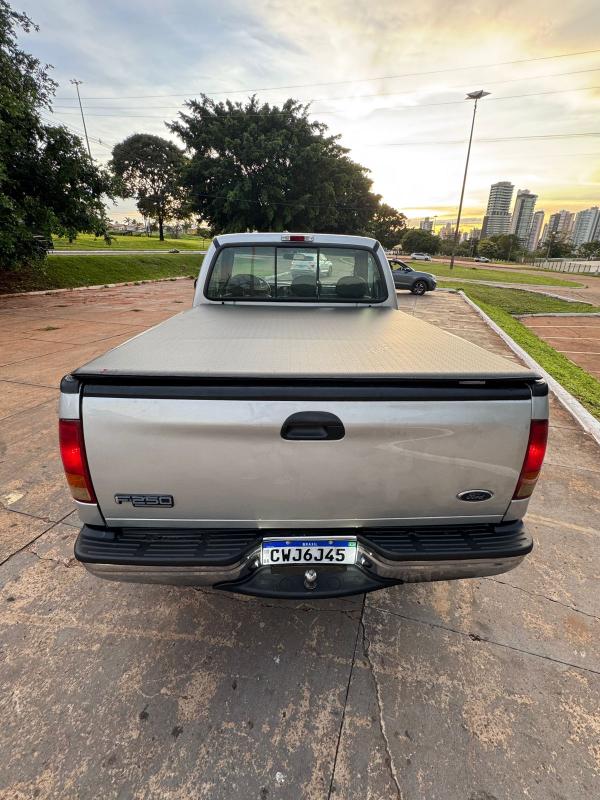 F250 - Foto #10 do anúncio à venda de Carro clássico