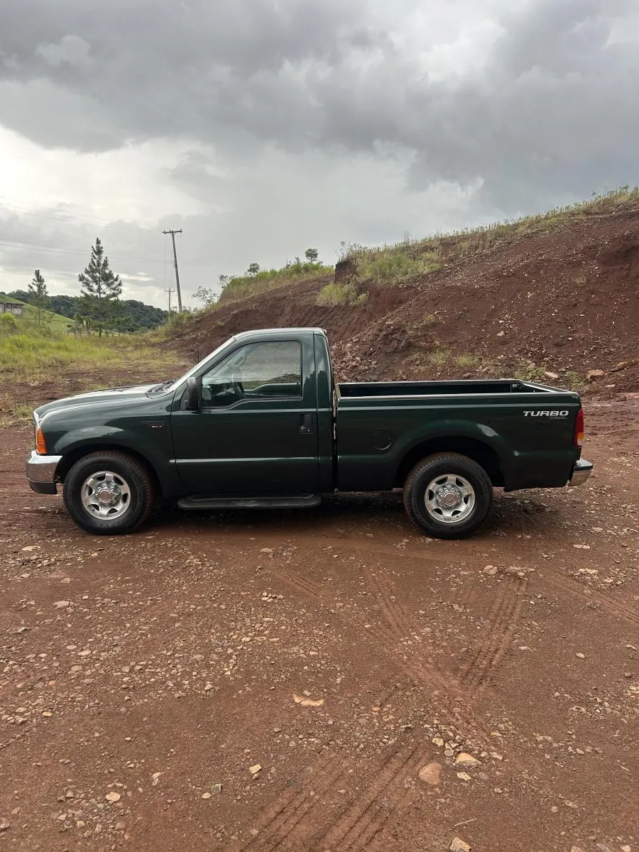 F250 - Foto #3 do anúncio à venda de Carro clássico