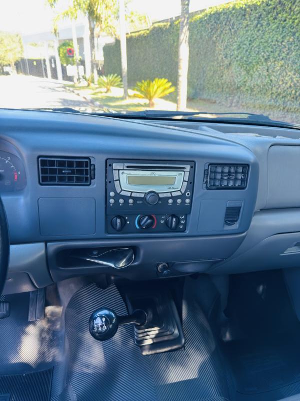 F250 - Foto #8 do anúncio à venda de Carro clássico