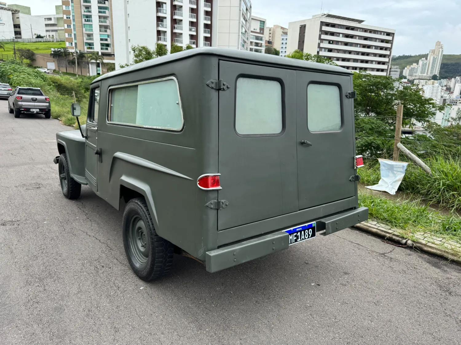 avv-ford-f75-venda-dfdcf8d-imagem-003