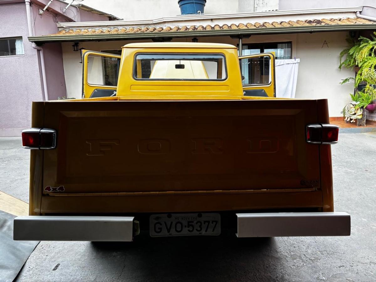 F75 - Foto #14 do anúncio à venda de Carro clássico