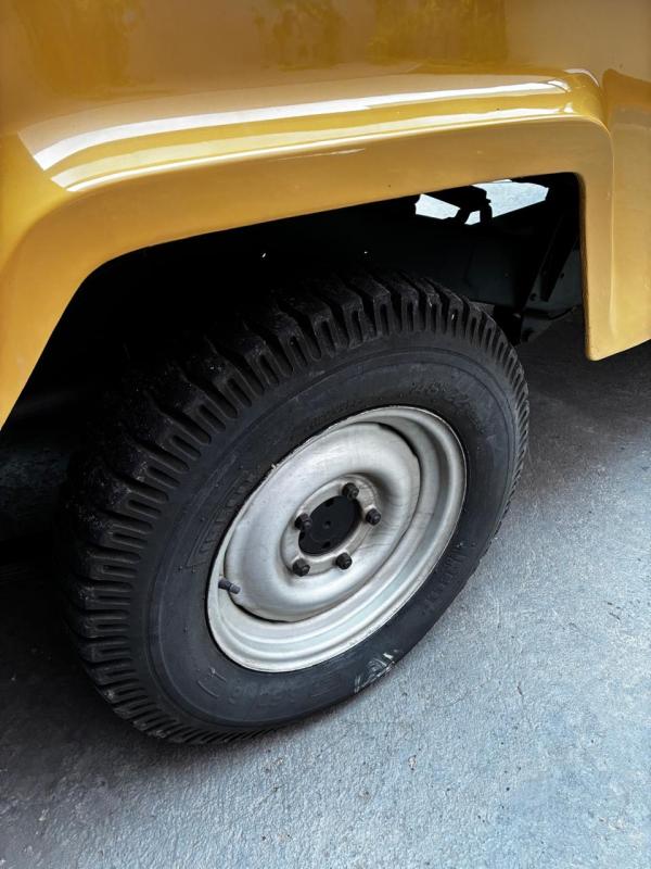 F75 - Foto #16 do anúncio à venda de Carro clássico