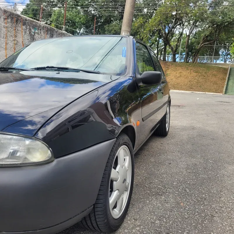 Fiesta - Foto #3 do anúncio à venda de Carro clássico