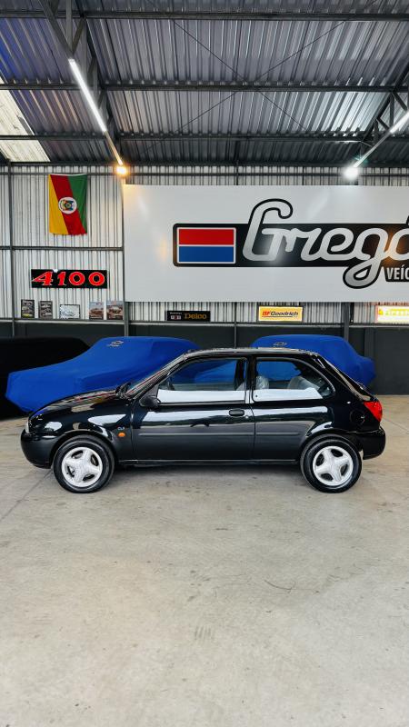 Fiesta - Foto #17 do anúncio à venda de Carro clássico