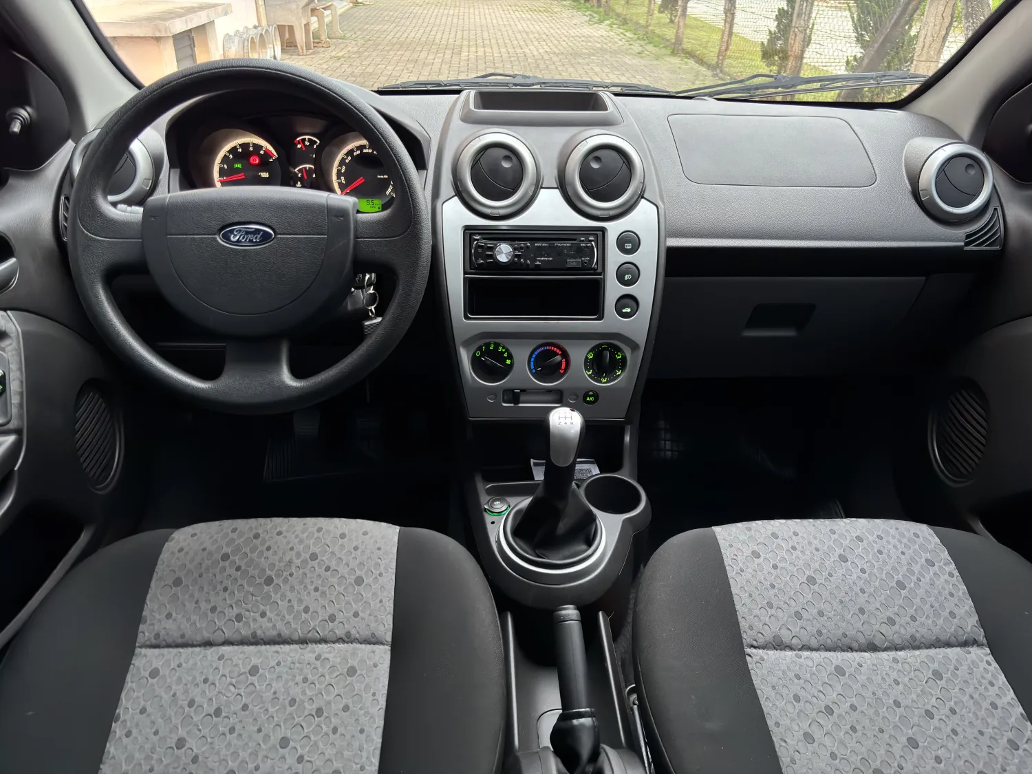 avv-ford-fiesta-venda-99e91b7-imagem-010