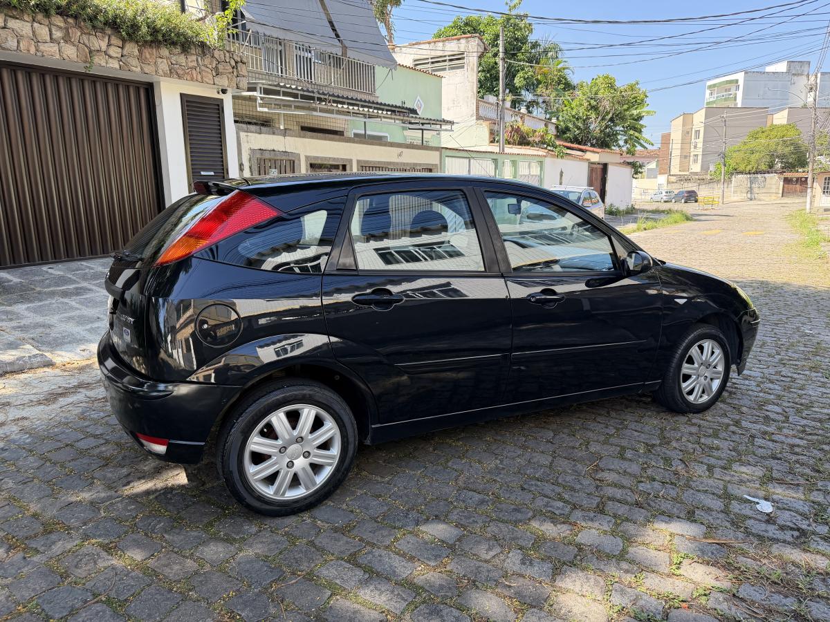 Focus - Foto #3 do anúncio à venda de Carro clássico