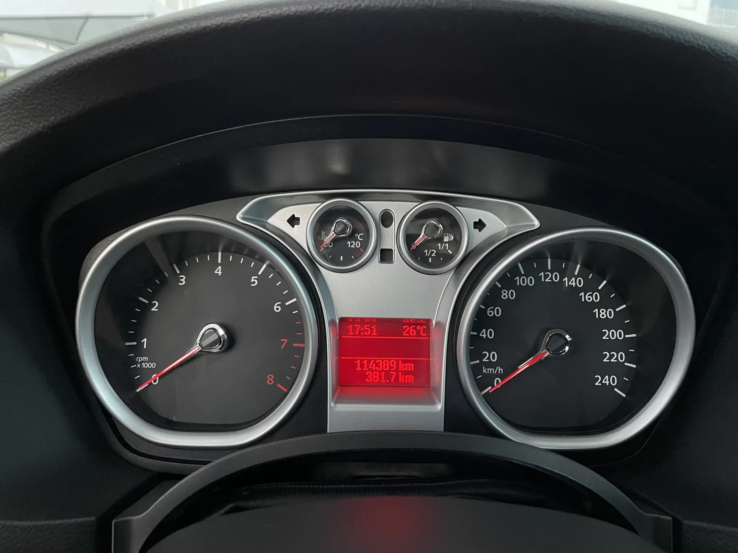 avv-ford-focus-venda-a640e52-imagem-014