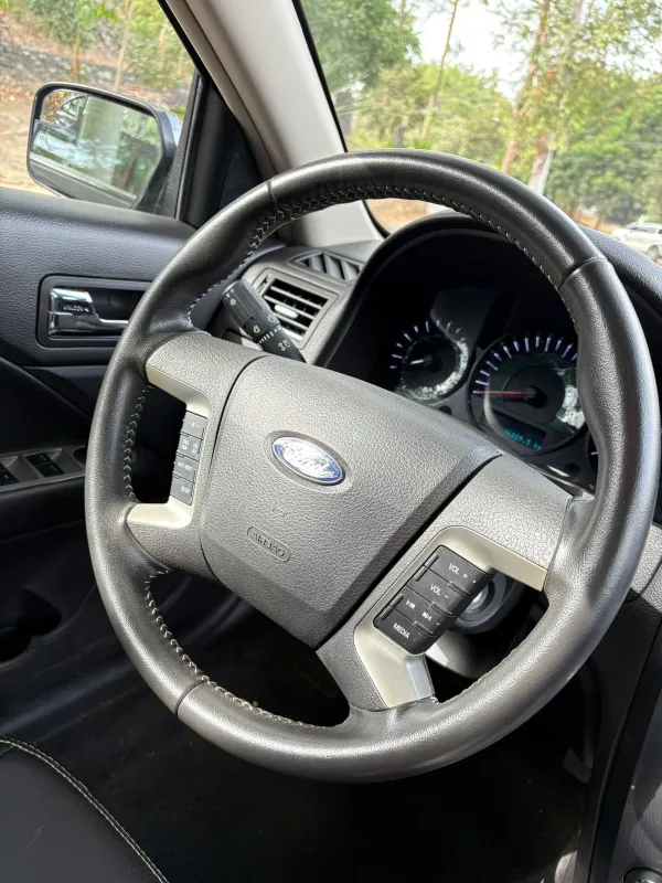 Fusion - Foto #21 do anúncio à venda de Carro clássico