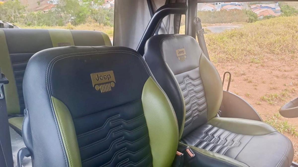Jeep - Foto #10 do anúncio à venda de Carro clássico