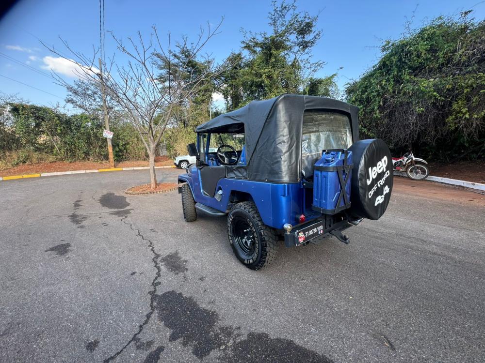 Jeep - Foto #15 do anúncio à venda de Carro clássico
