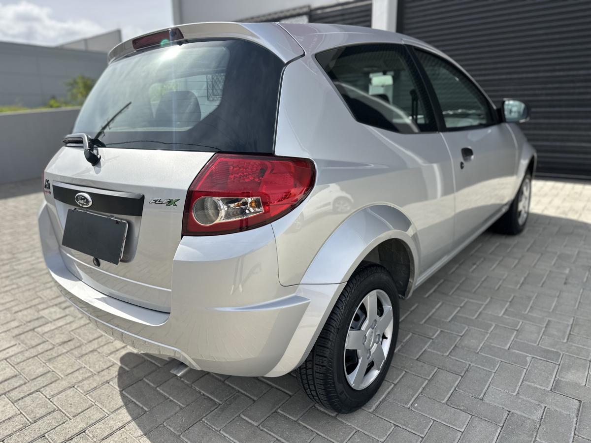 Ka - Foto #2 do anúncio à venda de Carro clássico