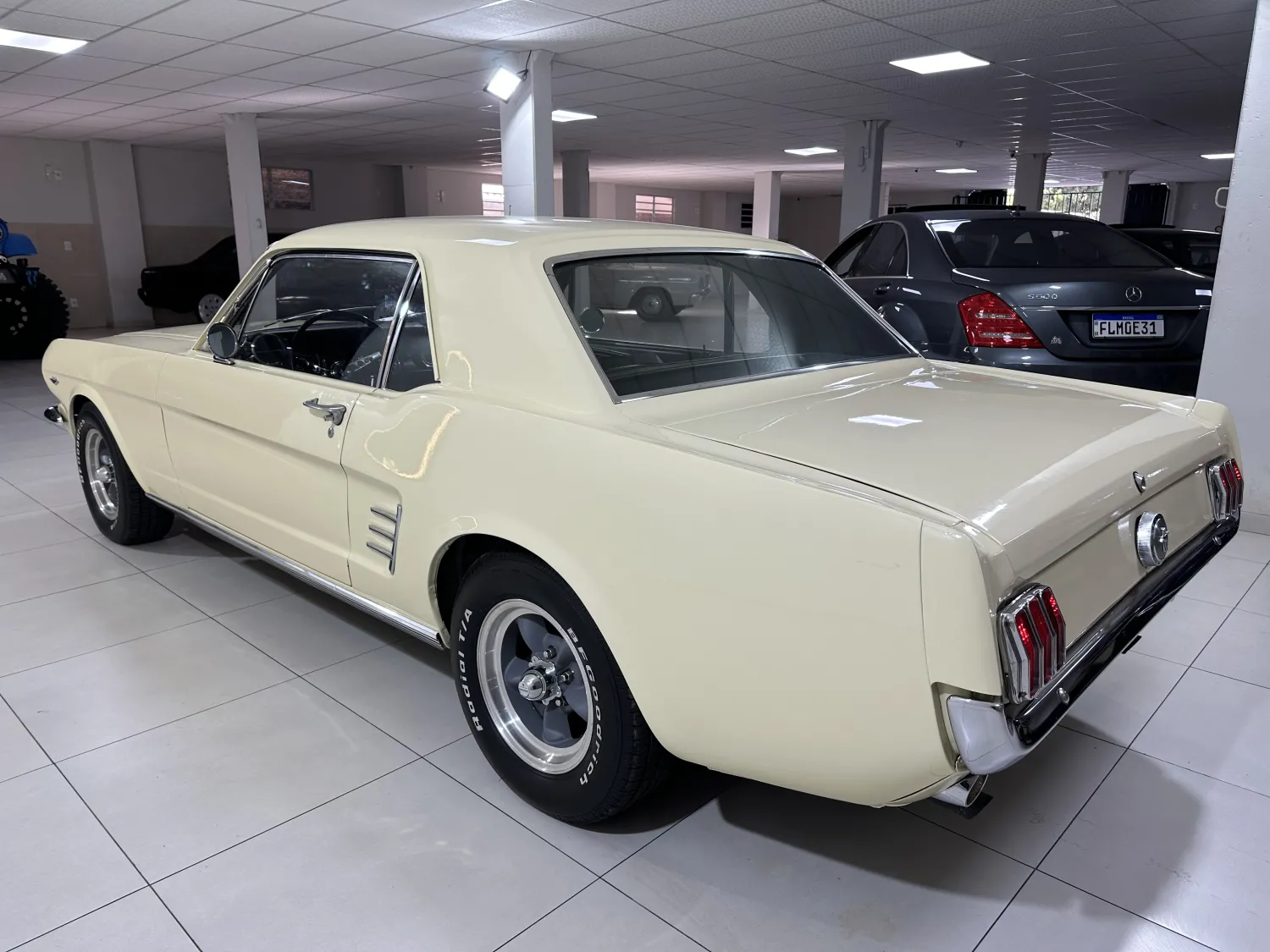 avv-ford-mustang-venda-21df507-imagem-006