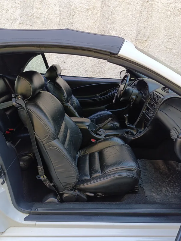 avv-ford-mustang-venda-64e7983-imagem-010