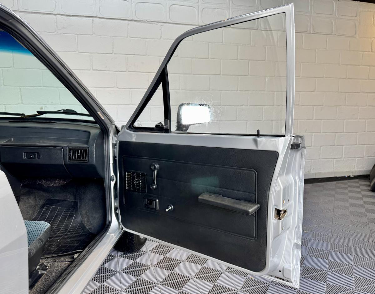 avv-ford-pampa-1-8i-l-venda-zkmplxj-imagem-019
